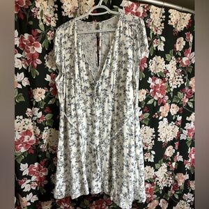 Abercrombie and Fitch floral mini dress size XL
